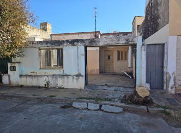 Casa · 76m² · 2 Dormitorios · Casa a La Venta 2 Dorm. - 2 Baños - Usd 38.000