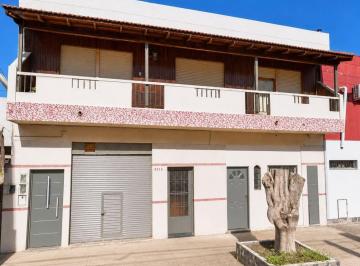 KNK-KNK-4909_2 · Oportunidad Venta Chalet 7 Ambientes Escucha Oferta