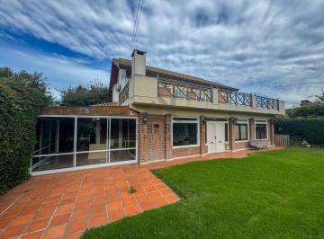 Casa · 285m² · 7 Ambientes · 1 Cochera · Casa en Venta en Mapuche Country Club, Pilar, G. B. a. Zona Norte