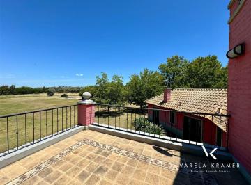 Casa · 449m² · 6 Ambientes · Campo en Venta en Baradero
