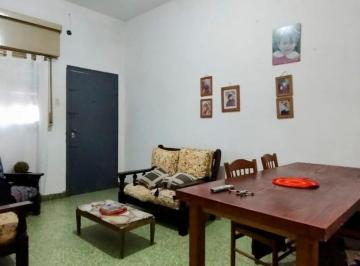 Casa · 80m² · 4 Ambientes · 2 Cocheras · Venta Casa C/mono en Moreno Sur