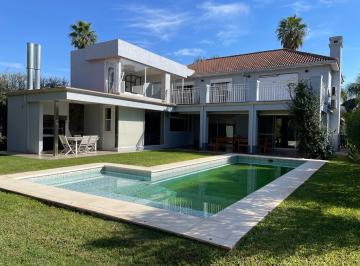 Casa · 345m² · 8 Ambientes · 2 Cocheras · Casa - San Marino (Funes Hills)