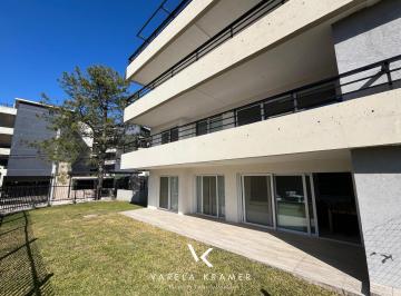 Departamento · 75m² · 3 Ambientes · 2 Cocheras · Departamento en Venta en Pilar, Distrito Zug