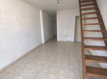 Departamento de 3 ambientes, Esteban Echeverría · Departamento