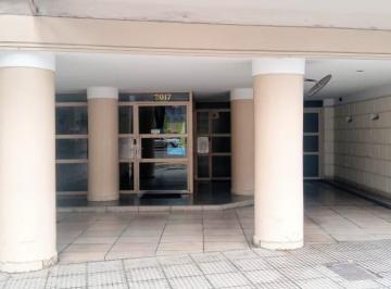 Departamento · 82m² · 4 Ambientes · 1 Cochera · Departamento - Recoleta