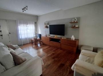 PH · 145m² · 5 Ambientes · 1 Cochera · Hermoso Dúplex en Venta en Florida Mitre