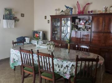 PH · 87m² · 3 Ambientes · 1 Cochera · PH en San Martín
