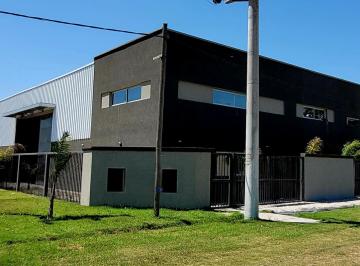 Bodega-Galpón · 1114m² · Galpón en Zona Industrial - Roldan