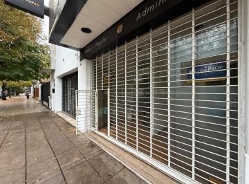 Local comercial · 49m² · Alquiler Local Comercial Frente a La Plaza y Shopping Devoto