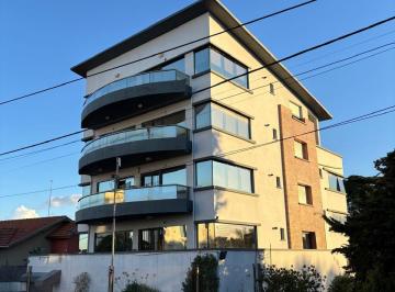 Departamento de 2 ambientes, Villa Gesell · Venta Departamento Dos Amb. C/cochera - Gas Natural