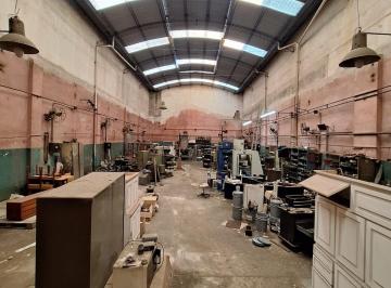 Bodega-Galpón , Mataderos · Galpon / Planta Industrial 830 m² a m de Avs Directorio y Larrazabal