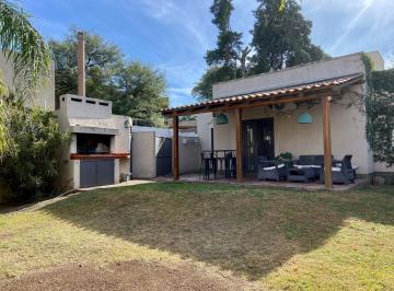 Casa · 100m² · 5 Ambientes · 2 Cocheras · Casa en Alquiler Housing Villa Belgrano 3 Dor