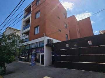 Departamento de 4 ambientes, Córdoba · A. Alberdi - Maestro Vidal 164 - Pb con Patio y Asador!