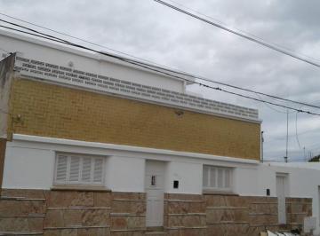 Casa de 5 ambientes, Córdoba · Alto Alberdi, 2 PH Alquilados, a m de Duarte Quirós. Excelente Ubicación.