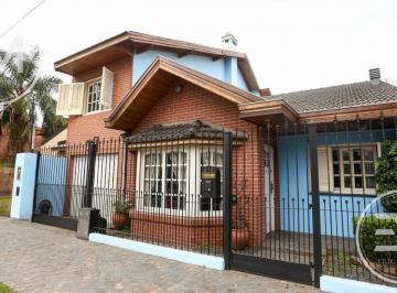Casa · 245m² · 5 Ambientes · 2 Cocheras · Casa 5 Ambientes en Venta en Monte Grande Apto Crédito