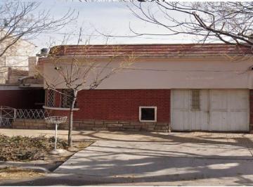 Casa · 120m² · 3 Ambientes · Casa Terreno en Venta Dorrego Guaymallen