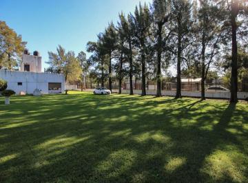 Quinta vacacional · 80m² · 1 Dormitorio · 2 Cocheras · Venta Quinta Vacacional Bo 9 de Abril Montegrande
