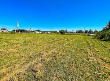 Terreno · 591m² · Venta! Lote de 591 m² en Barrio Las Acequias Roldan