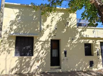 Casa · 82m² · 4 Ambientes · Casa en Venta - B° Ludueña - Tres Dormi y Terraza