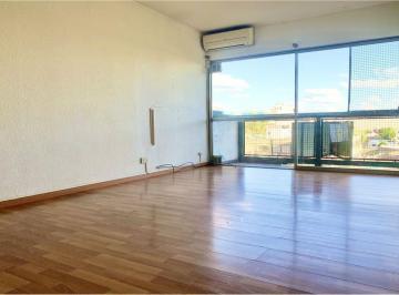 Departamento · 68m² · 4 Ambientes · Venta Departamento 4 Amb con Balcón, Martinez