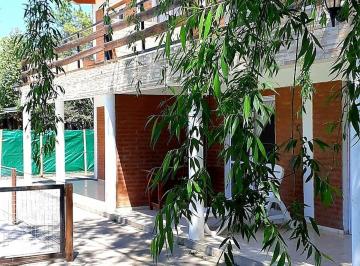 Edificio · 228m² · 3 Cocheras · Venta Complejo de Cabañas Potrero de Garay