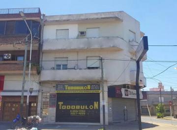 Local comercial · 91m² · Venta Local 90 m La Tablada Sobr Av Crovara