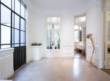 Casa · 280m² · 7 Ambientes · 1 Cochera · Casa en Venta 7 Amb Jardín Cochera Caballito Norte
