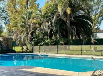 Casa · 690m² · 10 Ambientes · 2 Cocheras · Venta Casa 690 m² Cubiertos / Saint Thomas Norte