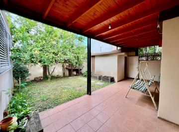 Foto · Casa de 2 Dorm. Remodelada con Pileta