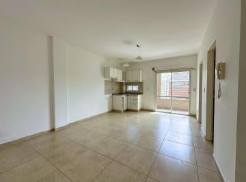 general-san-martin-san-andres-alquiler-departamento-2-ambientes · Departamento de 2 Ambientes con Balcon
