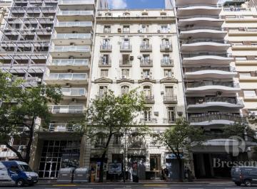 Departamento · 68m² · 3 Ambientes · Departamento en Oportunidad en Edificio Francés