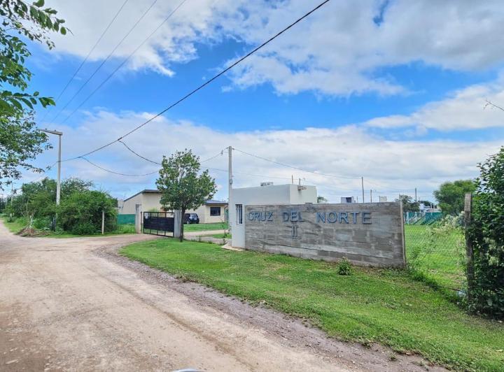 Terreno · 1676m²