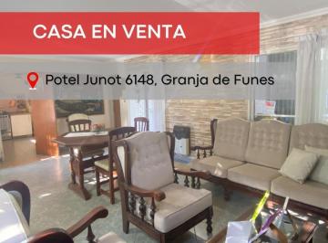 Casa · 211m² · 4 Ambientes · 2 Cocheras · Casa de 3 Dorm. con Patio, Quincho y Cochera Doble en Complejo Cerrado