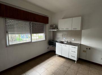 Departamento de 2 ambientes, Malvinas Argentinas · En Alquiler Dpto 2 Ambientes Sobre Av Olivos a Cuadras del Tom