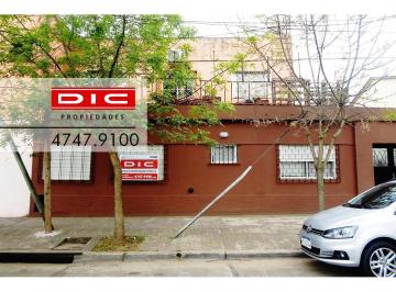 PH · 57m² · 3 Ambientes · 1 Cochera · Muy Buen PH 3 Ambientes con Patio, Parrilla y Lavadero. Muy Buena Ubicacion.
