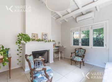 Casa · 165m² · 5 Ambientes · 2 Cocheras · Casa en Venta en Olivos