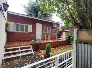 PH de 3 ambientes, Vicente López · PH con Patio y Jardin en Florida