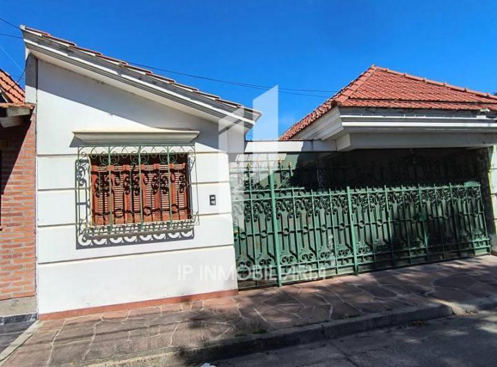 Casa · 70m² · 4 Ambientes · 1 Cochera