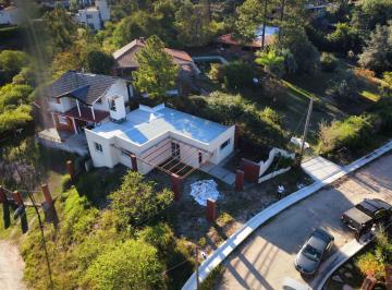 Casa de 4 ambientes, Villa Carlos Paz · Casa en Venta