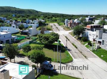 Terreno · 360m² · Lote en Venta Cancelado en Tejas 4