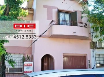 Casa · 225m² · 5 Ambientes · 1 Cochera · Chalet 5 Ambientes Venta - Carapachay