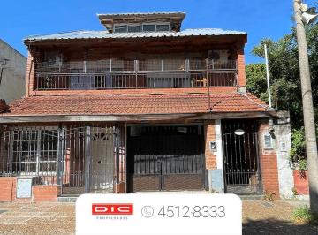 Casa · 82m² · 3 Ambientes · 1 Cochera · Casa 2 Dorm. Venta - Villa Adelina