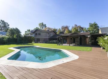 Casa · 430m² · 7 Ambientes · 4 Cocheras · Casa en Venta 7 Ambientes - Gran Jardin con Pileta - La Horqueta, San Isidro