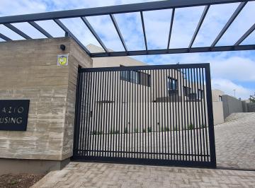 PH de 5 ambientes, Villa Allende · Dúplex de Categoría en Housing Villa Allende