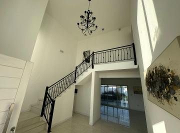 Casa de 4 ambientes, Córdoba · Venta Casa de Categoría en Docta Córdoba, Etapa 1 - 3 Dorm.