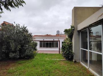 Casa · 250m² · 5 Ambientes · 2 Cocheras · Casa en Venta, 3 Habitaciones, 2 Baños, Macrocentro, Salta