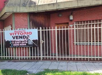 PH · 90m² · 3 Ambientes · 1 Cochera · Venta PH Frente 3 Ambientes en Moron Sur