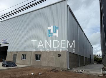 Bodega-Galpón · 1000m² · Galpón a Estrenar en Alquiler en Parque Industrial