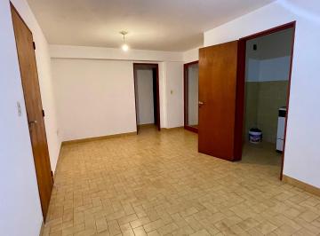 Departamento de 3 ambientes, Córdoba · Dpto en Alquiler. Entre Rios 200. Interno con Balcón