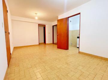 Departamento de 3 ambientes, Córdoba · Dpto en Alquiler. Entre Rios 247. con Balcón